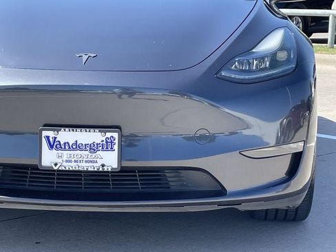Used 2024 Tesla Model Y Performance AWD/4WD image 8