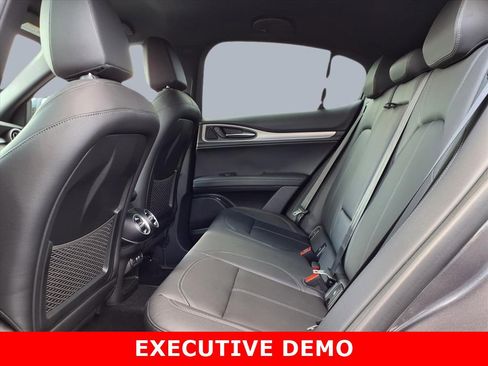 New 2025 Alfa Romeo Stelvio Sprint image 10