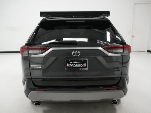 Used 2020 Toyota RAV4 XSE image 5