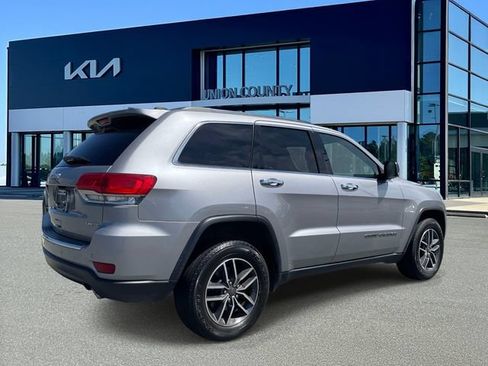 Used 2019 Jeep Grand Cherokee Limited AWD/4WD image 6
