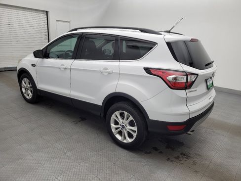 Used 2018 Ford Escape SE image 3