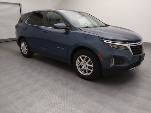 Used 2024 Chevrolet Equinox LT w/ Driver Convenience Package FWD image 11