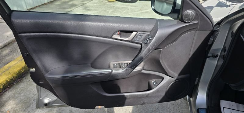 Used 2010 Acura TSX Sedan FWD image 14