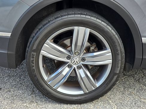 Used 2019 Volkswagen Tiguan SEL Premium AWD/4WD image 23