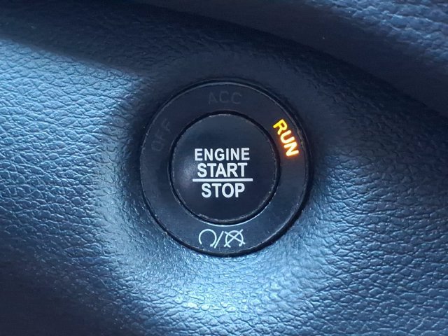 Used 2022 Jeep Cherokee Trailhawk w/ Sun, Sound & Nav Group AWD/4WD image 25
