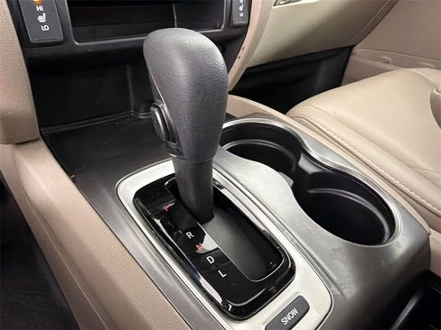 Used 2018 Honda Pilot EX-L image 33