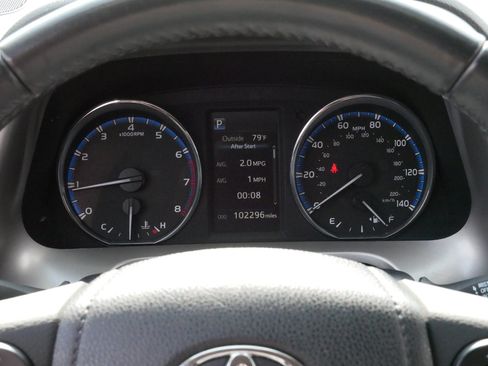 Used 2016 Toyota RAV4 XLE AWD/4WD image 21