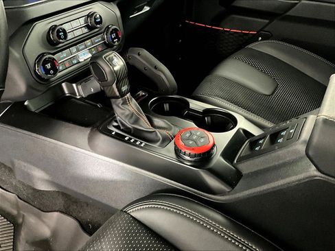 Used 2025 Ford Bronco Raptor AWD/4WD image 17