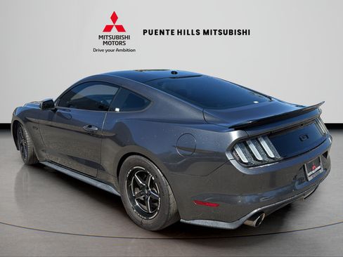 Used 2016 Ford Mustang GT Premium w/ Black Accent Package RWD image 7