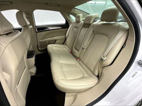 Used 2020 Lincoln MKZ w/ Convenience Package FWD image 24