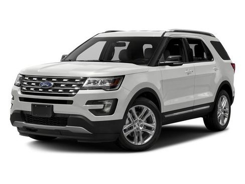 Used 2017 Ford Explorer XLT w/ Equipment Group 202A image 1