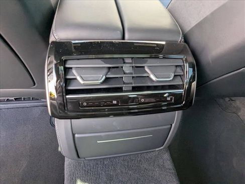 Used 2025 Audi S8 image 17