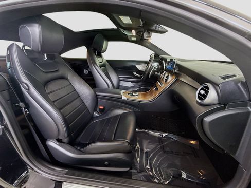 Used 2019 Mercedes-Benz C 300 Coupe image 27