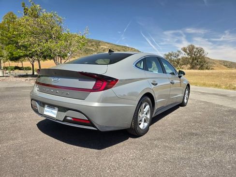 Used 2023 Hyundai Sonata SE w/ Preferred Accessory Package FWD image 22
