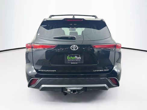 Used 2021 Toyota Highlander Limited AWD/4WD image 7