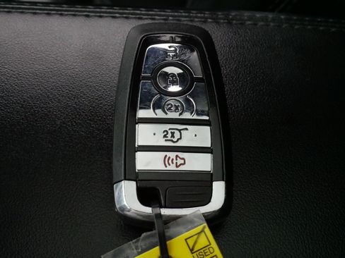 Used 2020 Lincoln Nautilus Reserve AWD/4WD image 31