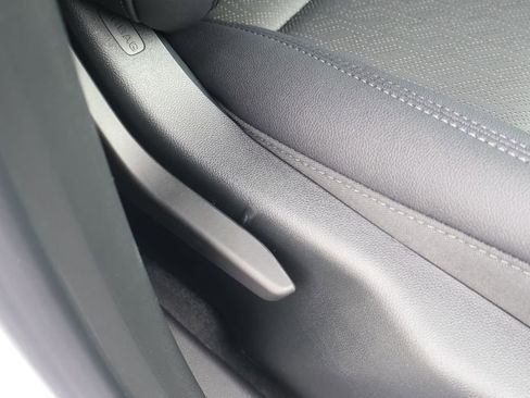 New 2026 Chevrolet Equinox LT w/ Convenience Package II FWD image 46