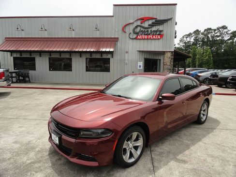 Used 2018 Dodge Charger SXT Plus image 1