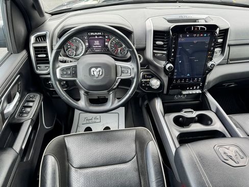 Used 2023 RAM 1500 Laramie AWD/4WD image 19