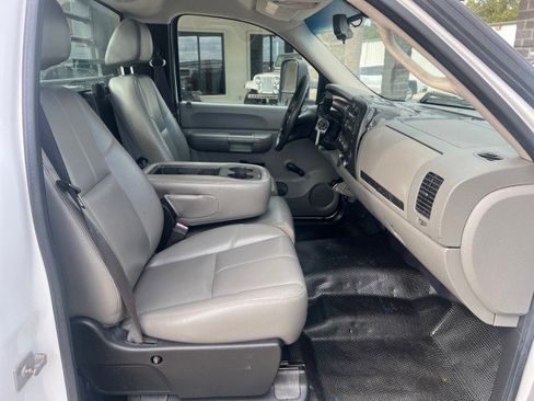 Used 2009 Chevrolet Silverado 3500 W/T image 17