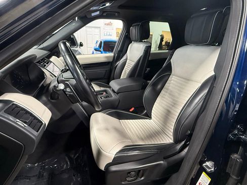 Used 2022 Land Rover Discovery HSE R-Dynamic image 13