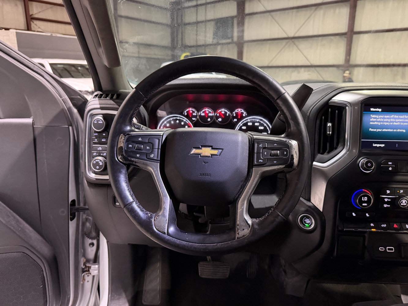 Used 2021 Chevrolet Silverado 1500 LT AWD/4WD image 30