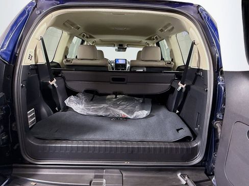 Used 2023 Lexus GX 460 Premium image 28