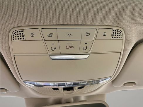 Used 2018 Mercedes-Benz GLC 300 4MATIC image 17