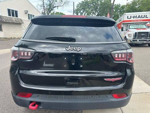 Used 2018 Jeep Compass Trailhawk w/ Leather Interior Group AWD/4WD image 8