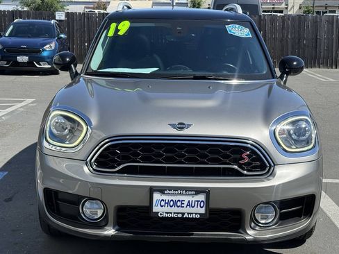 Used 2019 MINI Cooper Countryman S w/ Premium Package FWD image 2
