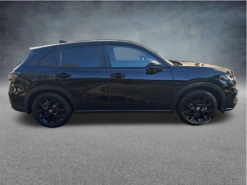 Used 2025 Honda HR-V Sport image 4