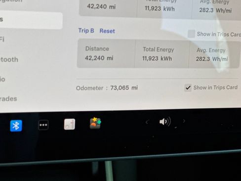 Used 2021 Tesla Model Y Long Range image 34