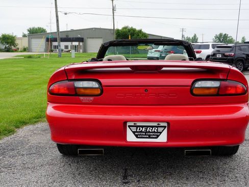 Used 2001 Chevrolet Camaro LT RWD image 11