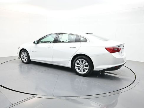 Used 2025 Chevrolet Malibu LT FWD image 5