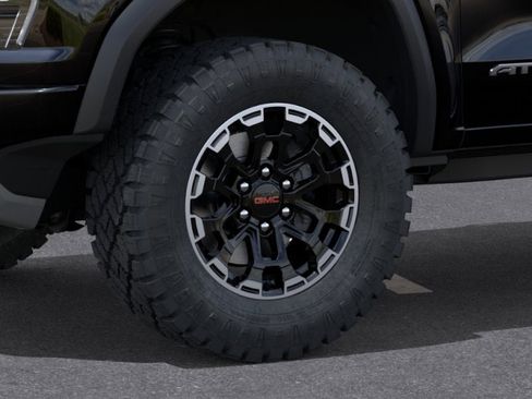 New 2026 GMC Canyon AT4 w/ AT4 Premium Package image 9