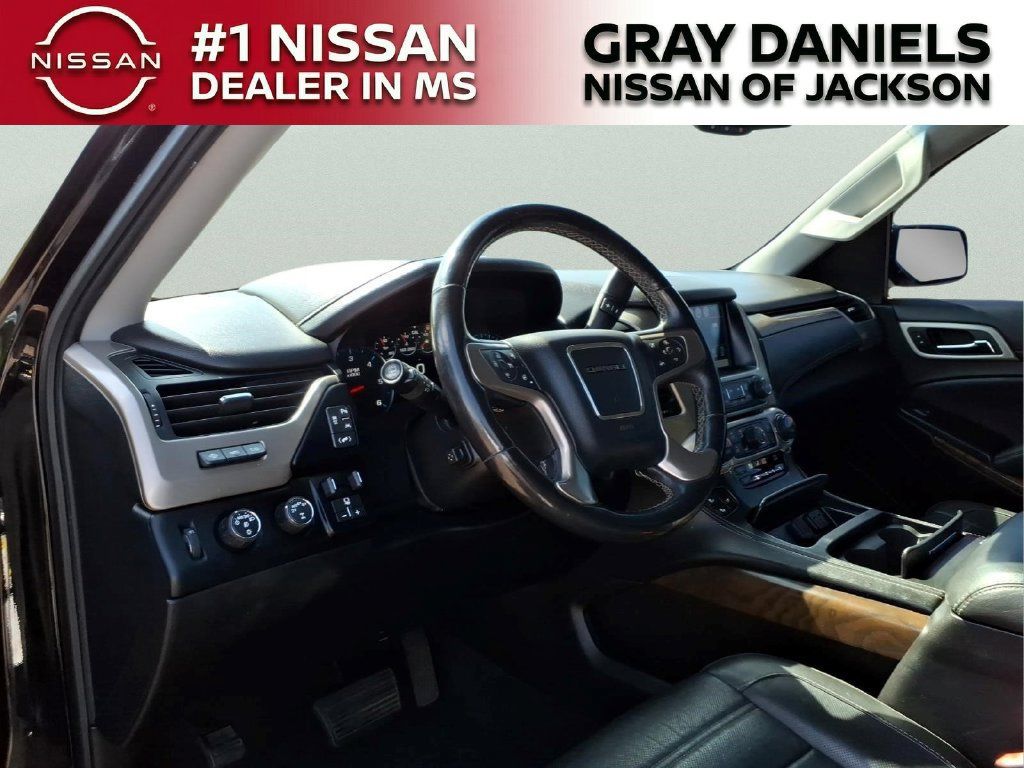 Used 2018 GMC Yukon Denali AWD/4WD image 11