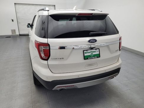 Used 2017 Ford Explorer Limited AWD/4WD image 6
