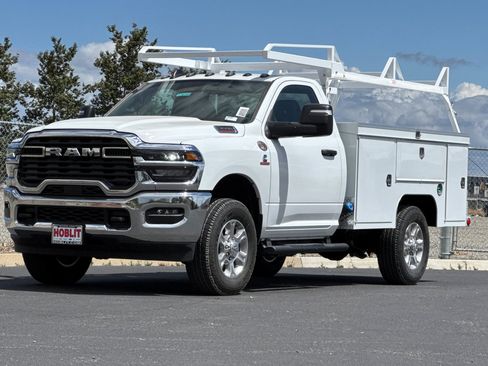 New 2026 RAM 3500 Tradesman w/ Chrome Appearance Group A RWD image 7
