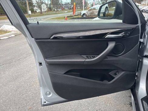 Used 2017 BMW X1 xDrive28i image 14