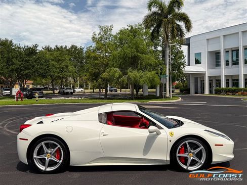 Used 2014 Ferrari 458 Spider RWD image 65