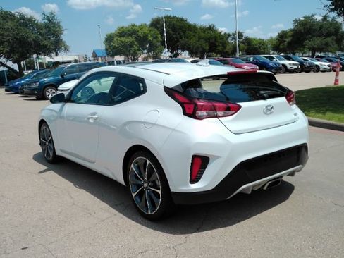 Used 2020 Hyundai Veloster 2.0 Premium FWD image 10