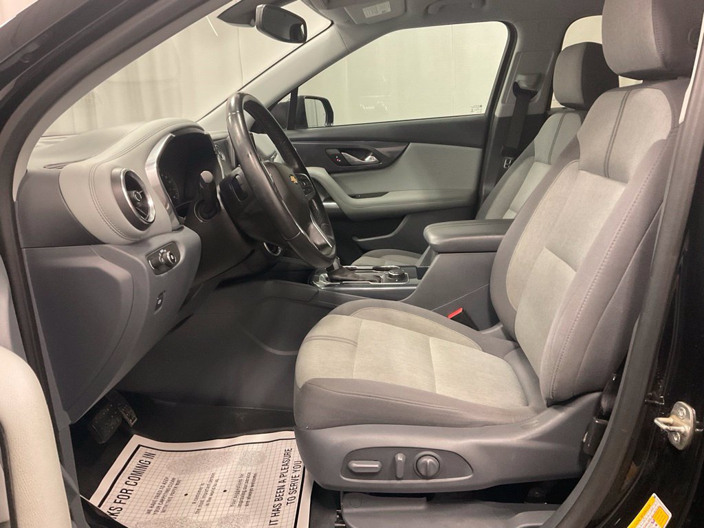 Used 2019 Chevrolet Blazer LT FWD image 13