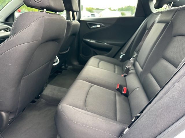 Used 2024 Chevrolet Malibu LT FWD image 13