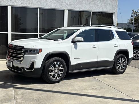 Certified 2022 GMC Acadia SLE w/ Driver Convenience Package image 7