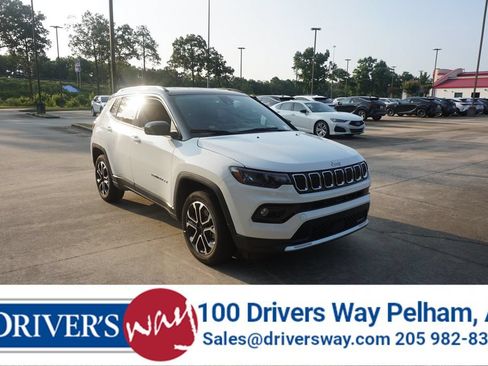 Used 2023 Jeep Compass Limited AWD/4WD image 1