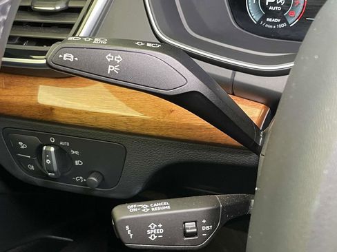 Used 2023 Audi Q5 2.0T Premium Plus w/ Premium Plus Package image 41