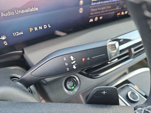 Used 2025 Buick Enclave Preferred image 24