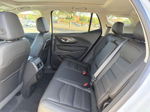 Used 2022 GMC Terrain Denali w/ Denali Premium Package image 26