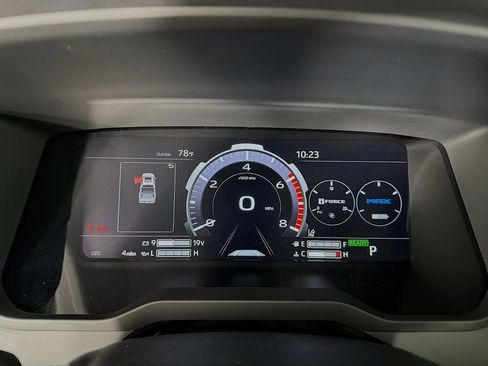New 2026 Toyota Tundra Platinum AWD/4WD image 17