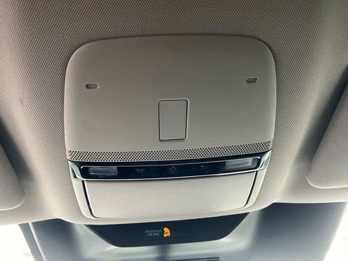 Certified 2025 Nissan Murano SV image 40